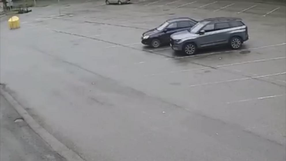 Житель Железноводска, сбивший дорожный знак, отказался возместить ущерб