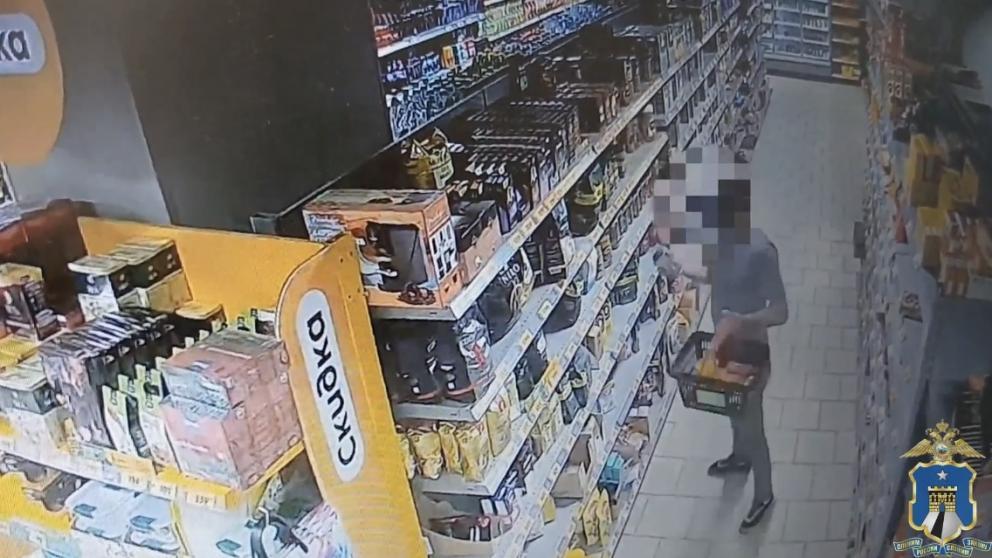 В Пятигорске мужчина продал украденные из магазина продукты