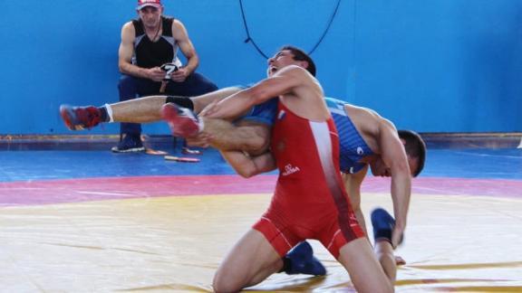 В Ставрополе состязались две сотни вольников