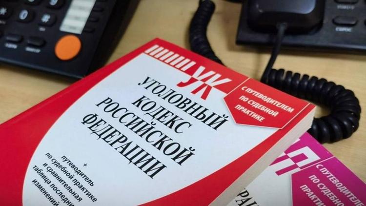 Директор окружного отделения связи на Ставрополье присвоила 400 тысяч рублей