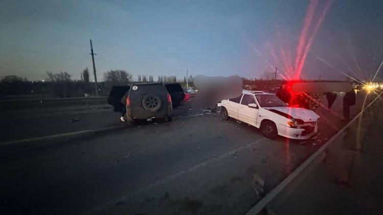 Сразу пять автомобилей столкнулись на трассе в Шпаковском округе