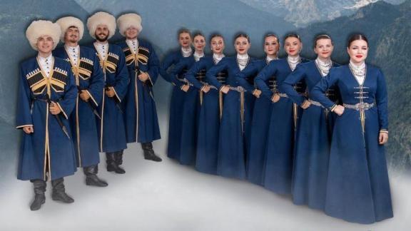 Ансамбль песни терских казаков «Наследие» выступит с новой патриотической программой