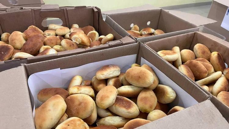 Домашние пирожки передадут из Предгорного округа бойцам СВО