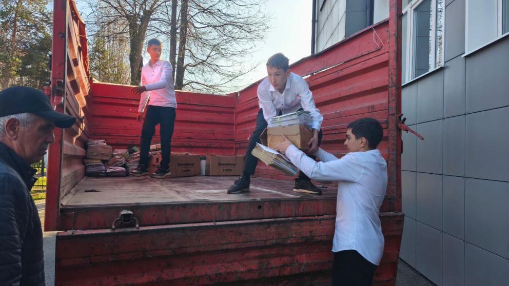 Кисловодская школа отправила на переработку 706 кг макулатуры в поддержку бойцов СВО