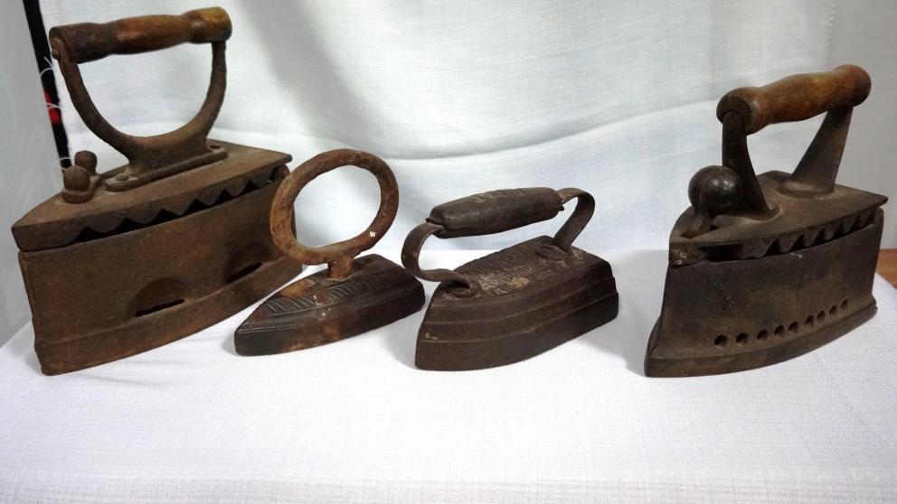 Уникальные утюги представлены в Труновском музее на Ставрополье