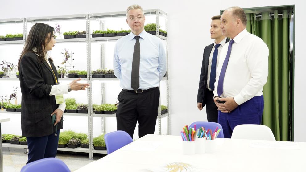 Губернатор Ставрополья посетил выставку агропромышленных профессий