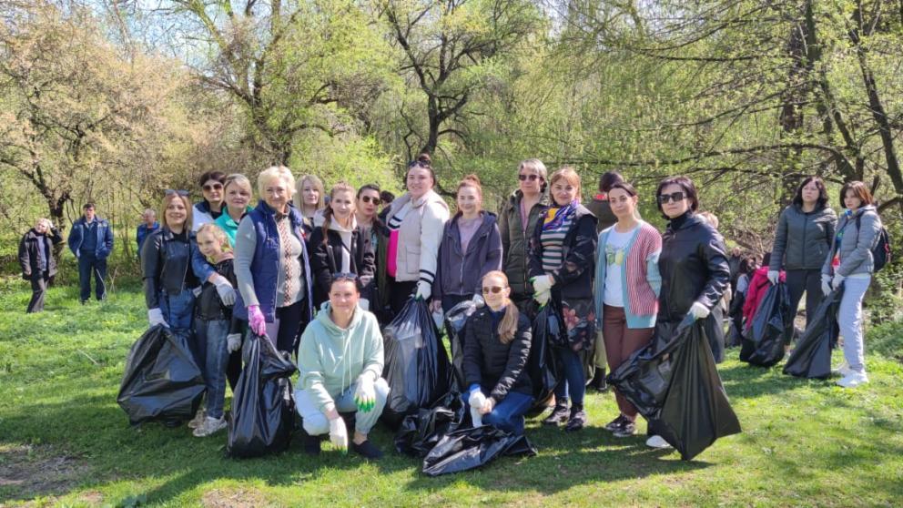 В Кисловодске на субботник вышли порядка 12 тысяч человек