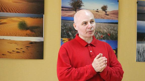 С творчеством поэта Виктора Хатеновского познакомились в Ставрополе участники форума «Белая акация»