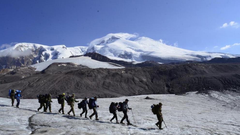 В поход между республиками в 100 километров отправились кисловодские туристы