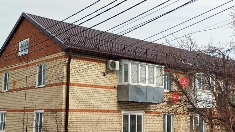 Капремонт крыш в трёх МКД за 6,8 млн рублей провели в Михайловске