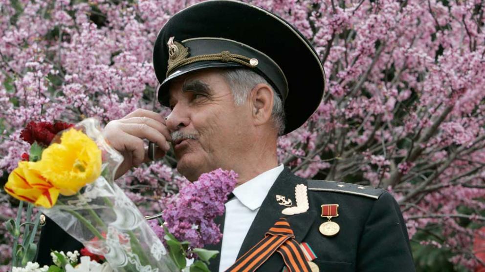 В честь Дня Победы звонки и телеграммы однополчанам — бесплатно