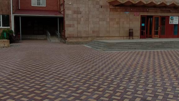 В ставропольском в селе Арзгир благоустроили площадь