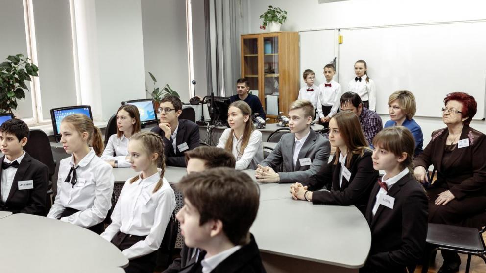 На юге России стартовали «Уроки цифры» для школьников