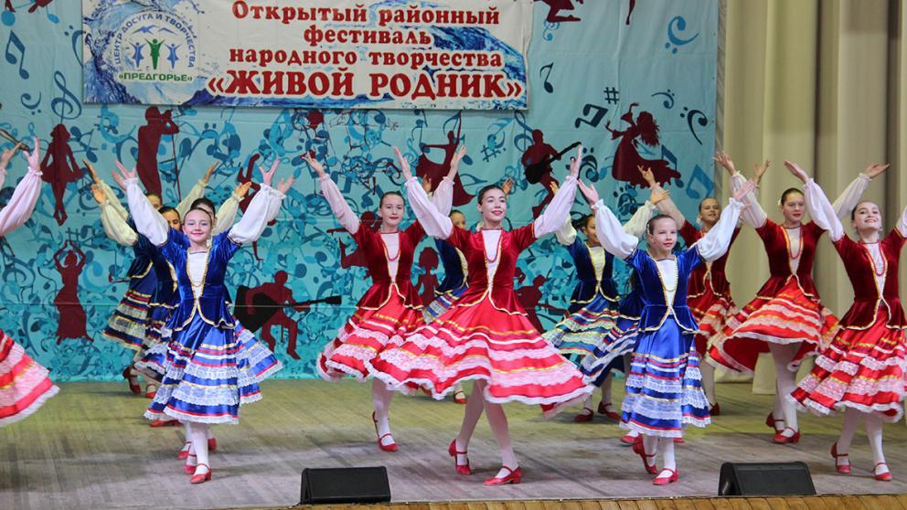 Фестиваль «Живой родник» в Предгорном округе Ставрополья побил рекорд по числу участников