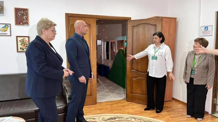 Более 900 семей на Ставрополье получили поддержку семейных МФЦ