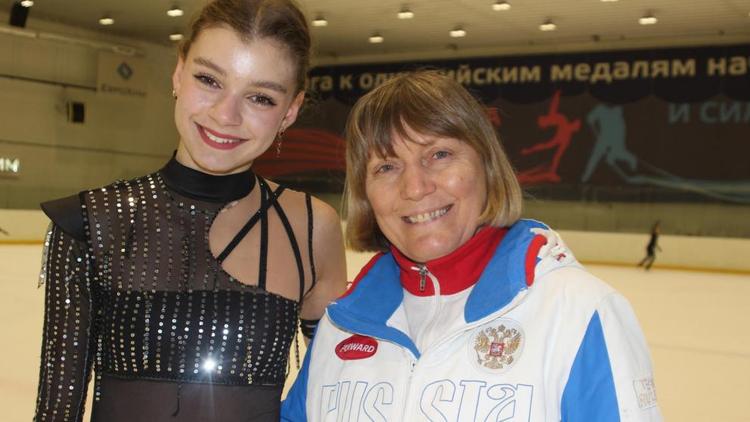 Уроженка Невинномысска завоевала золото всероссийских соревнований по фигурному катанию