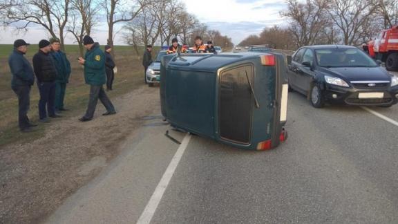 Водитель забыл включить поворотник и спровоцировал ДТП в Левокумском районе