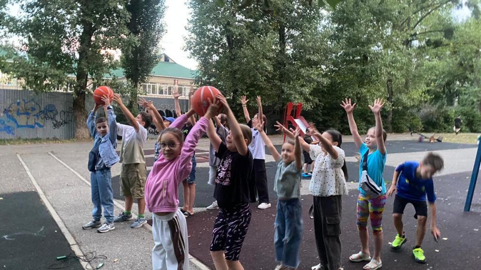 Весело и с пользой проходят каникулы юных жителей Ставрополя