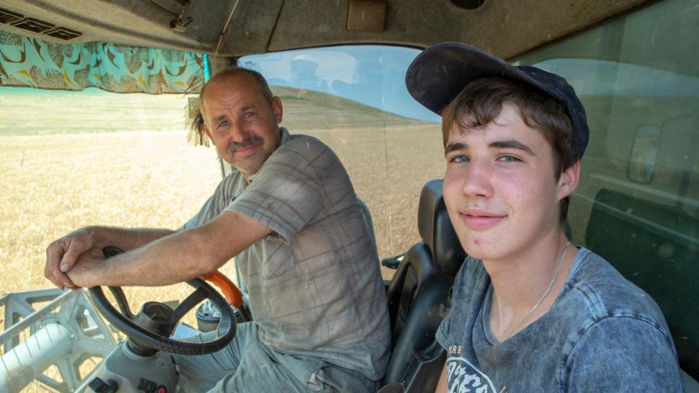 Как проходит жатва в Александровском районе