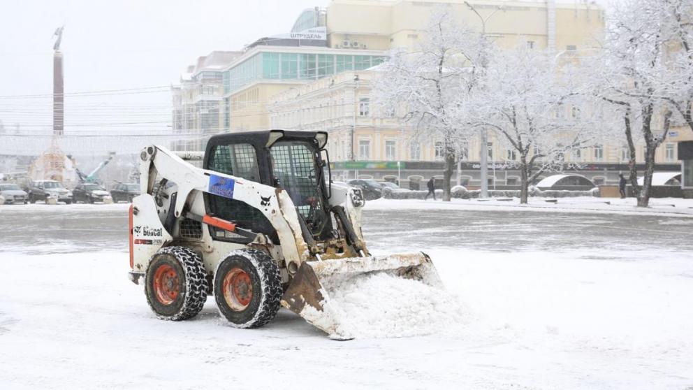 Почти 1700 кубометров снега вывезли из Ставрополя за двое суток