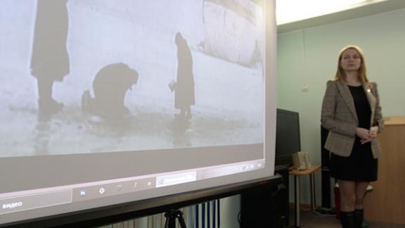 Волонтеры рассказали о Великой Отечественной войне детям из приюта «Росинка»