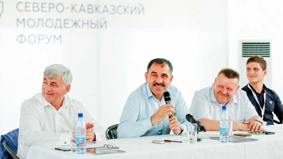 Юнус-Бек Евкуров посетил форум «Машук» в Пятигорске