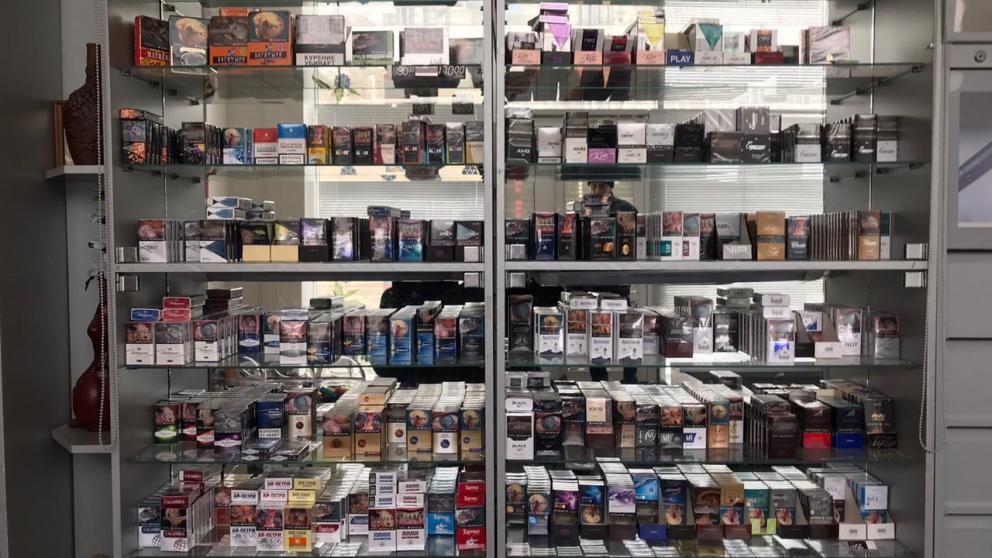 На улице Доваторцев в Ставрополе пресекли продажу снюса