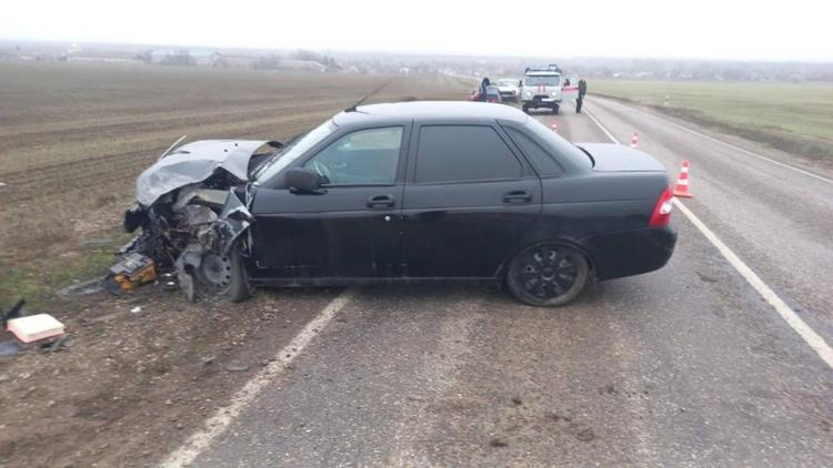 Начинающий водитель устроил ДТП с двумя пострадавшими в Новоселицком округе