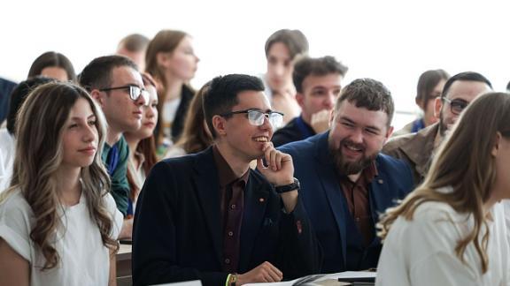 В Ставрополе студенты неэкономических специальностей вузов приняли участие в чемпионате по финграмотности