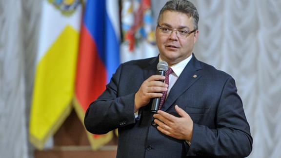 Губернатор В.Владимиров возглавил рейтинг ставропольских политиков 2015 года