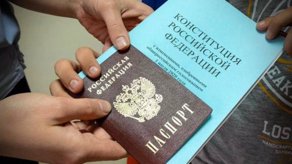 Ставропольские полицейские помогают соотечественникам переехать из-за рубежа в Россию