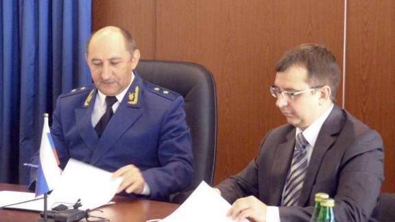 Прокуратура и крайизбирком подписали соглашение о взаимодействии на предстоящих выборах