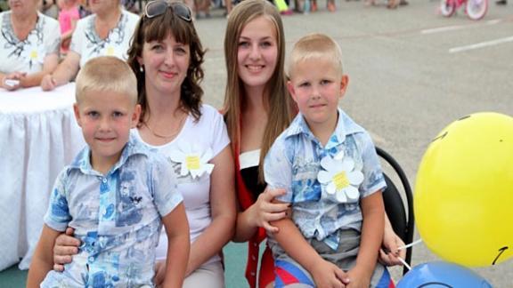 День семьи, любви и верности отметили на Ставрополье