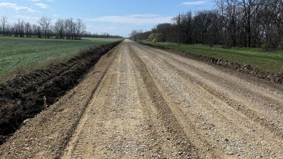 В Новоалександровском округе завершат ремонт дороги между двумя населёнными пунктами
