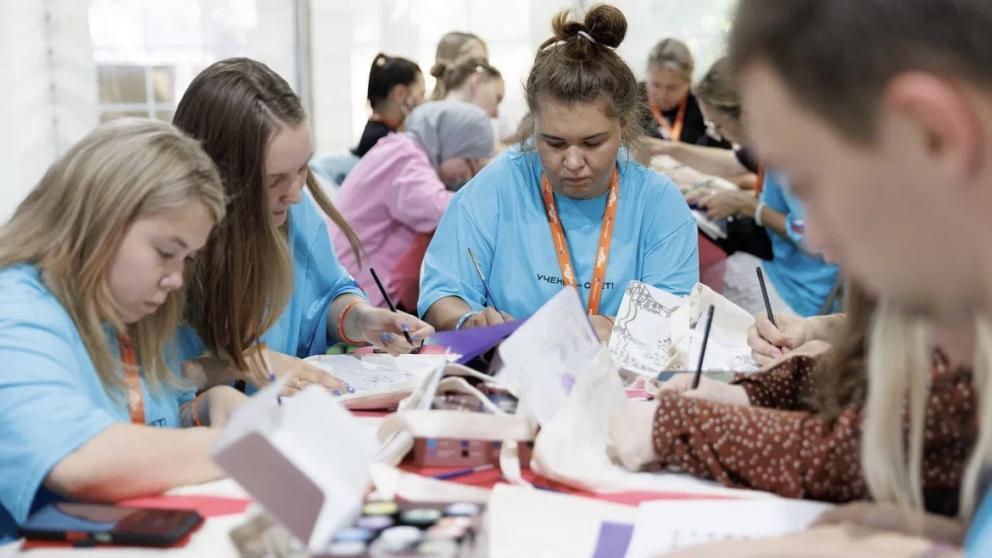 Для машуковцев развернули ярмарку вакансий для поиска работы мечты