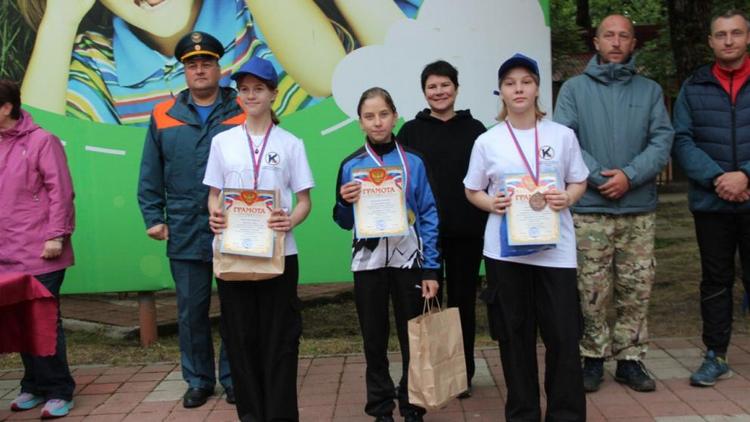 Ставропольские школьники отличились на соревнованиях «Школа безопасности»