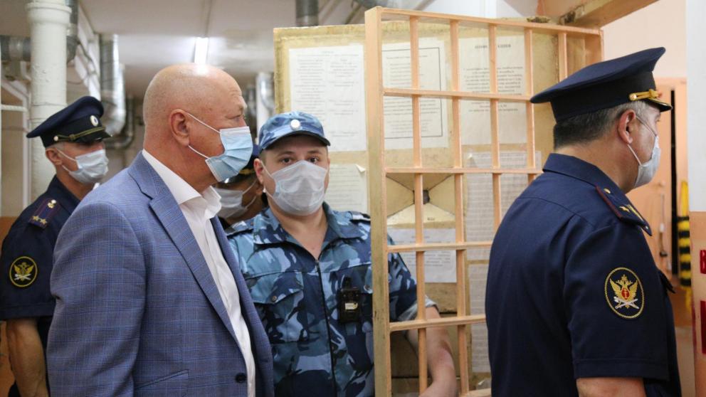 Главный омбудсмен Ставрополья посетил четвёртую исправительную колонию