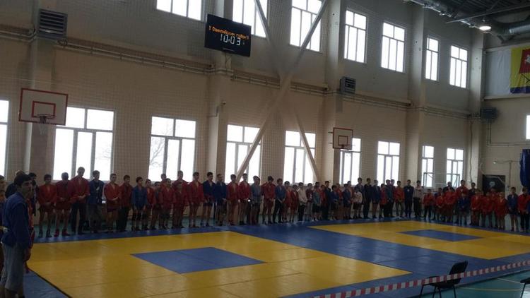 В селе Александровском состязались юные самбисты