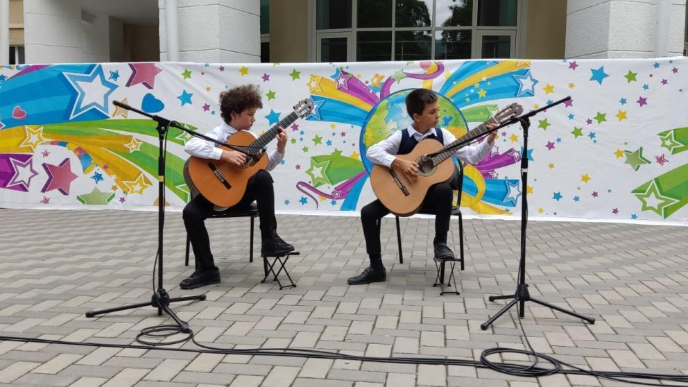 Жители и гости города Лермонтова оценили проект «Лето в парке»