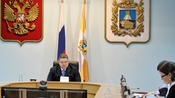 Кафе и рестораны в дни новогодних «корпоративов» на Ставрополье будут работать и ночью