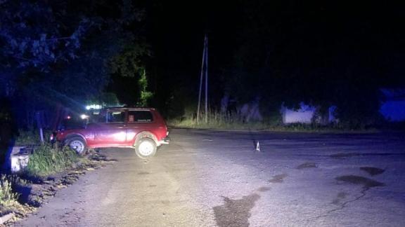 В Пятигорске водитель автомобиля попал в больницу после наезда на бетонный блок