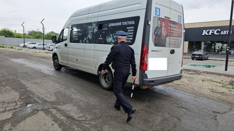 Автоинспекторы проверили 350 автобусов и маршрутных такси на Кавминводах