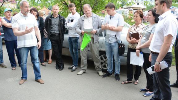 В Ставрополе директор ЖЭУ и собственники многоэтажки обменялись претензиями