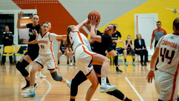 Баскетболистки «Невинномысска» завершили гастроли 2025 года в Курске  