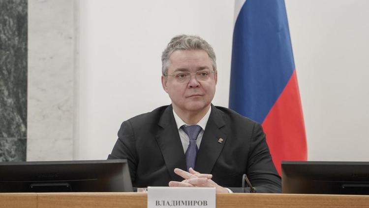 Владимир Владимиров возглавил ставропольскую делегацию на ПМЭФ-2024