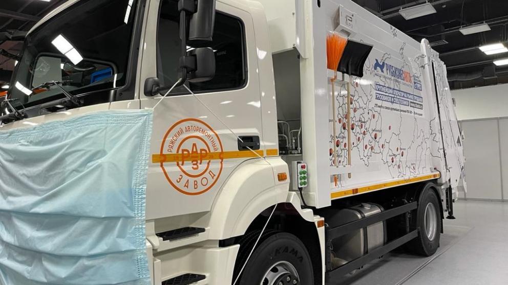 Ставропольский край приобрёл пять мусоровозов на международной выставке
