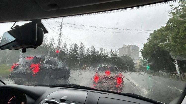 Непогода осложняет движение на дорогах Ставрополья
