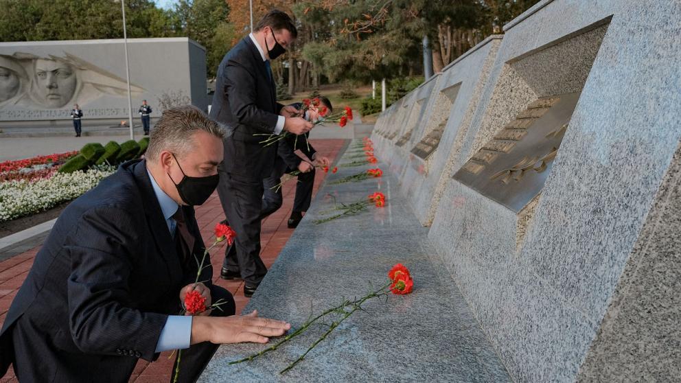 Парламентарии Северного Кавказа и Юга России провели форум, приуроченный ко Дню Битвы за Кавказ