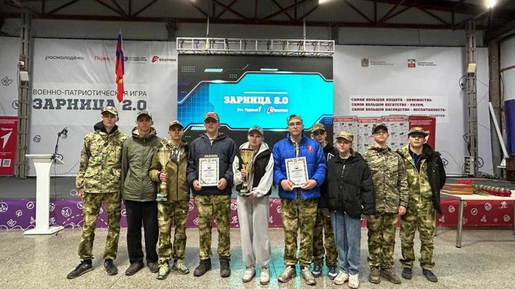 Школьники из села Кочубеевского показывают высокие результаты в Зарнице