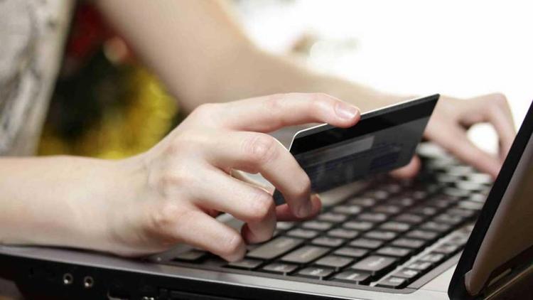 Лжепродавец в интернете обманул жителя Ставрополя на 340 тысяч рублей
